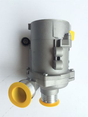 11517586925 Partes do motor BMW Bomba de água
