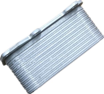 1331880001 Partes do motor Refrigerador de óleo