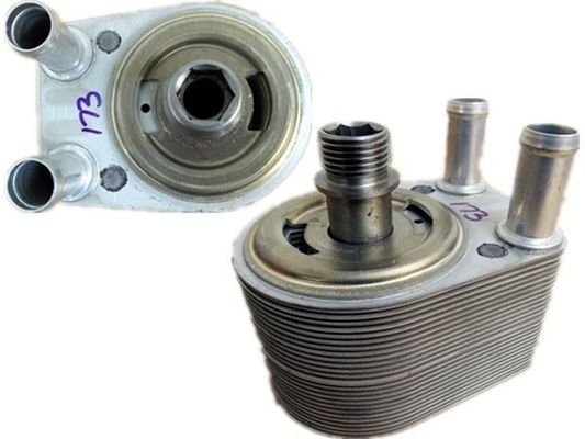 4526544 Partes do motor Refrigerador de óleo