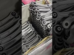 BMW 33326782136 Peças do chassi Braço de comando superior traseiro direito